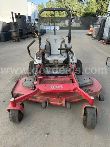 Exmark Lazer Z Commercial Zero-Turn Mower