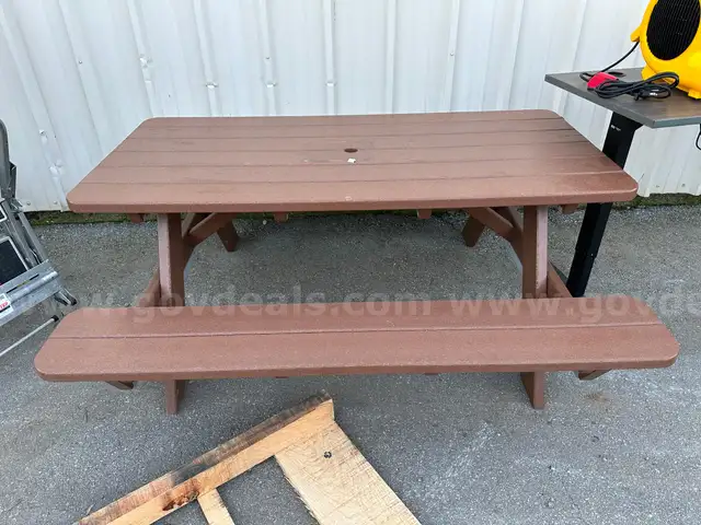 Heavy Duty All-Weather Plastic Picnic Table