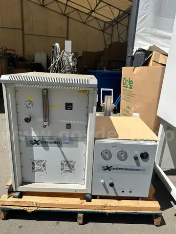 Rigaku X-Stream 2000 Cryogenic Crystal Cooler System with CP830 Helium Compressor