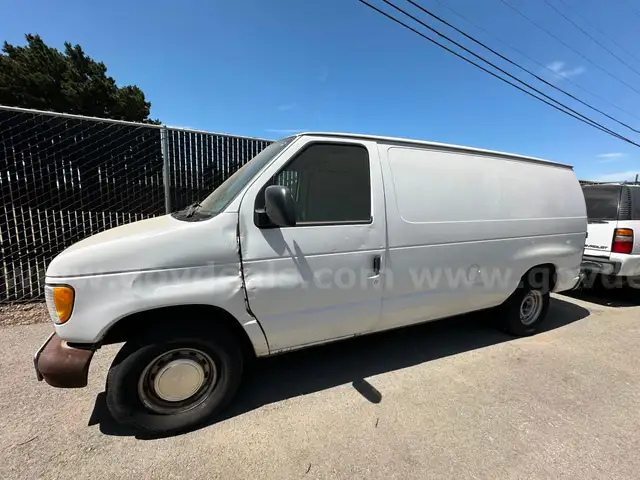 2000 Ford E150 Vans Econoline