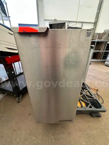 HOSHIZAKI C-101BAH Air-Cooled Undercounter Ice Maker