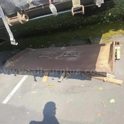 1 Ea. (Approx.) 8&#x27; (approx) Docking Plate - USED