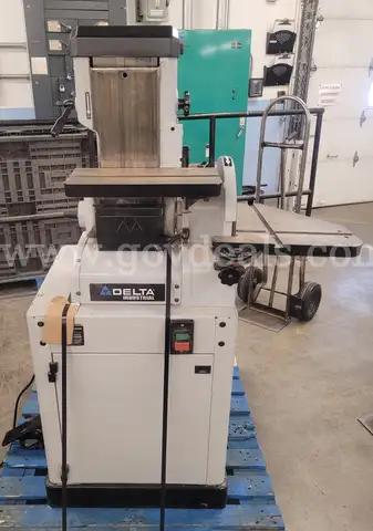 Combination 6" Belt & 12" Disc Abrasive Finishing Machine