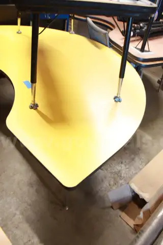 Lot of 2 yellow kidney shaped tables