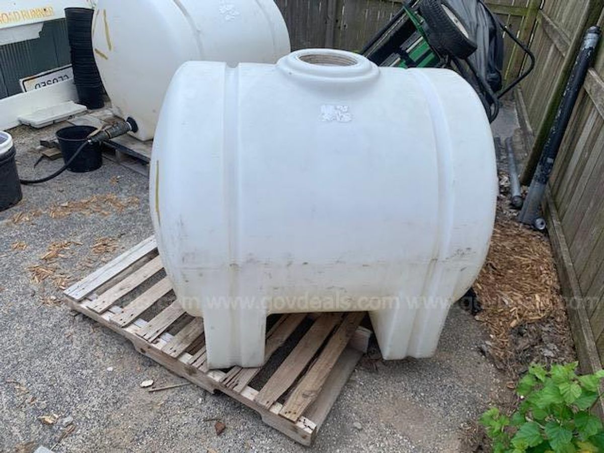 250 Gallon Poly Water Tank Allsurplus 3912