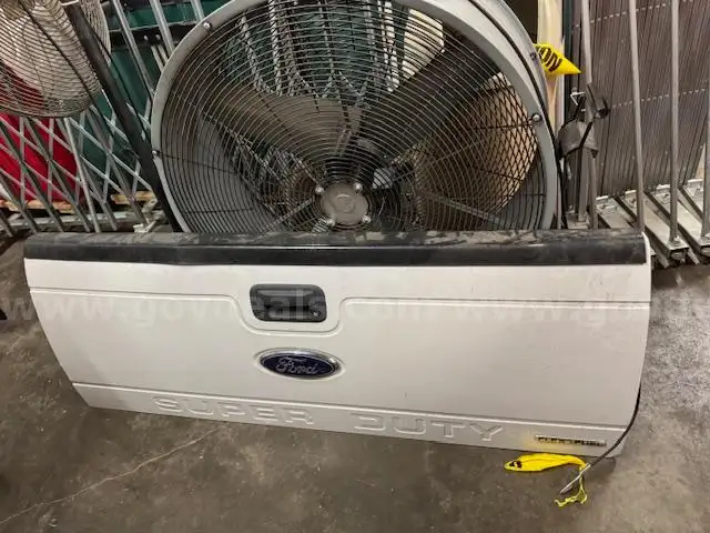 Ford f250-350 tailgate