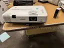 Lot of 15 projectors