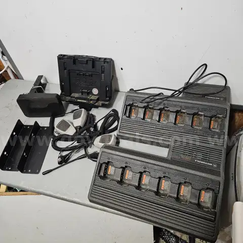 Motorola & Kenwood Police Radios and dock