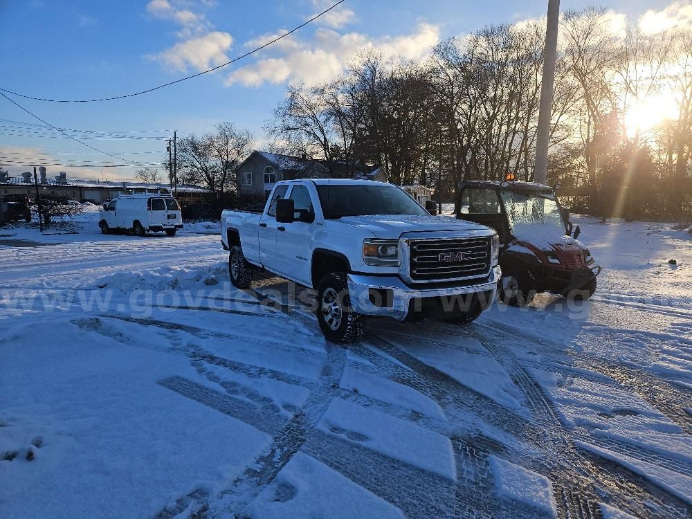 Photo of a 2016 GMC Sierra 2500HD