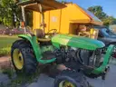 15112 E-28 2001 JOHN DEERE MODEL 4600  Tractor