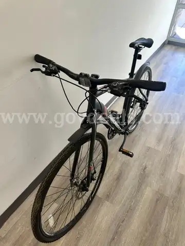 Lot of (2) Diamondback Bikes