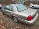 2004 Ford Crown Victoria