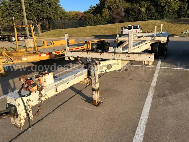 2005 Butler T/A Pole Trailer