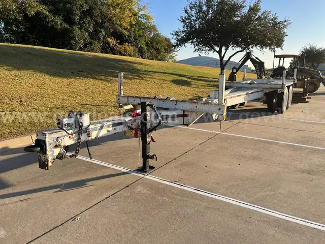 2005 Butler T/A Pole Trailer