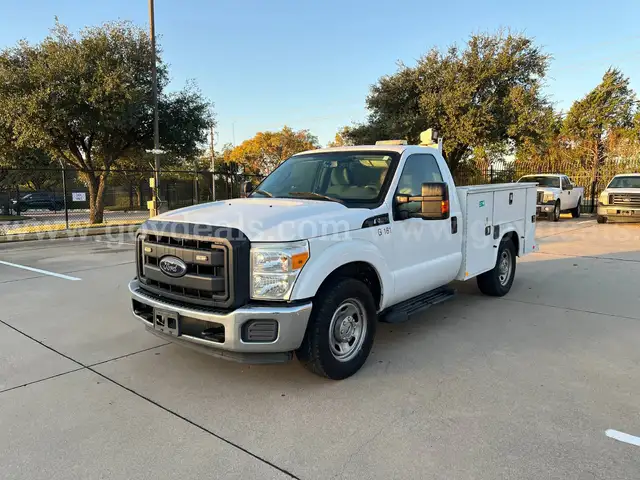 2016 Ford F-350 SD XL Utility Truck