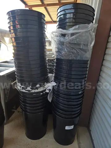 Approx 75 Metal Classroom Trash Cans