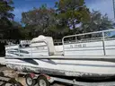 Sunbird Odyssey Deck Boat/no trailer