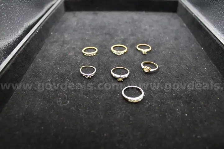 RINGS (7)