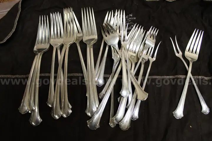 FLATWARE
