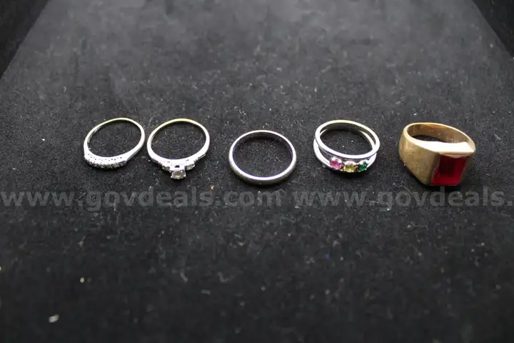 RINGS (5)