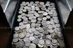 BILLS (2); $1 COIN (3); HALF $ (28); QUARTERS (139); DIMES (4); NICKELS (2); PEN