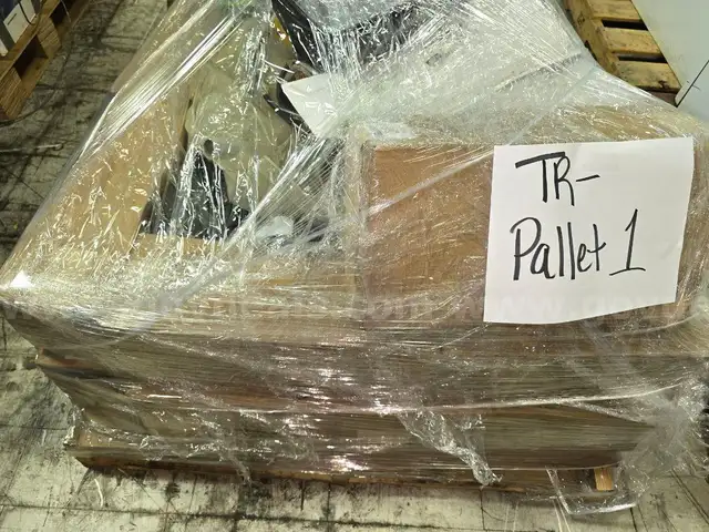 ASSORTED TRUCK/BUS PARTS