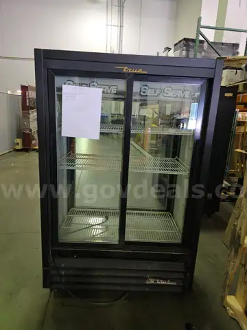 PASS-THRU REFRIGERATOR, MODEL # GDM-33CPT-LO QTY (1)