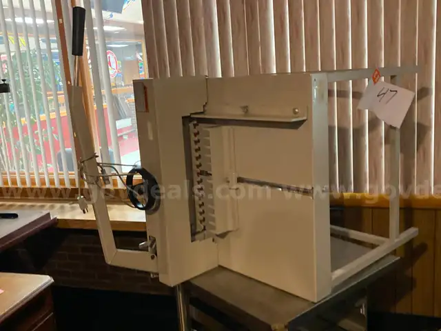 Ideal 4700 Paper Cutter - lightly used