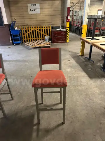 Lot of 50 cushioned bar stools