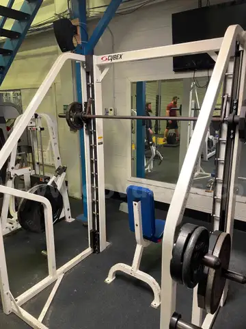 SMITH MACHINE