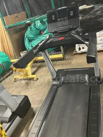 Life Fitness Treadmill