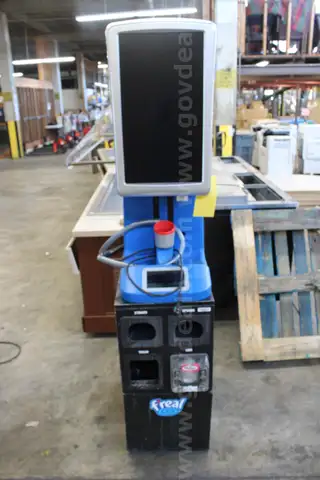 F&#x27;real Frozen Beverage Blender w/stand