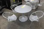 Outdoor metal table w (4) metal chairs