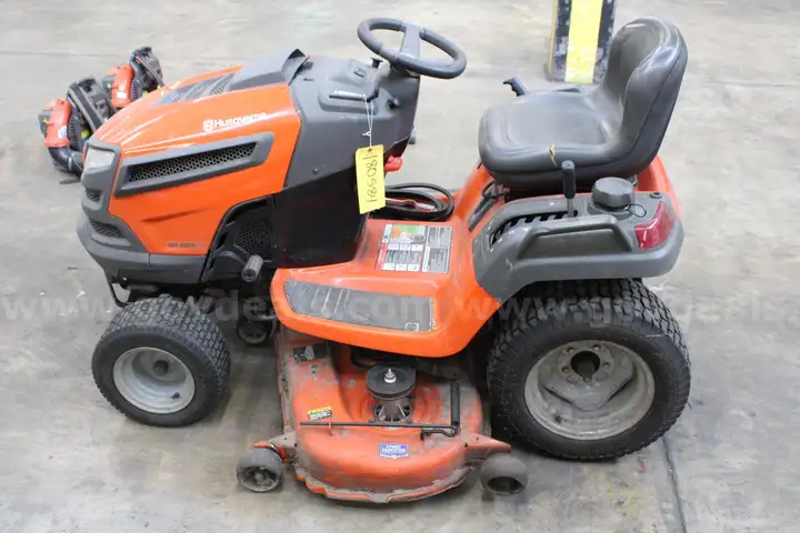 54&#x22; Husqvarna Lawn Mower