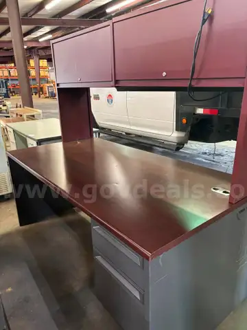 Professional Desk with Hutch