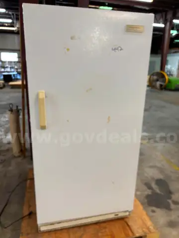 Frigidaire Frost Free Comm Freezer