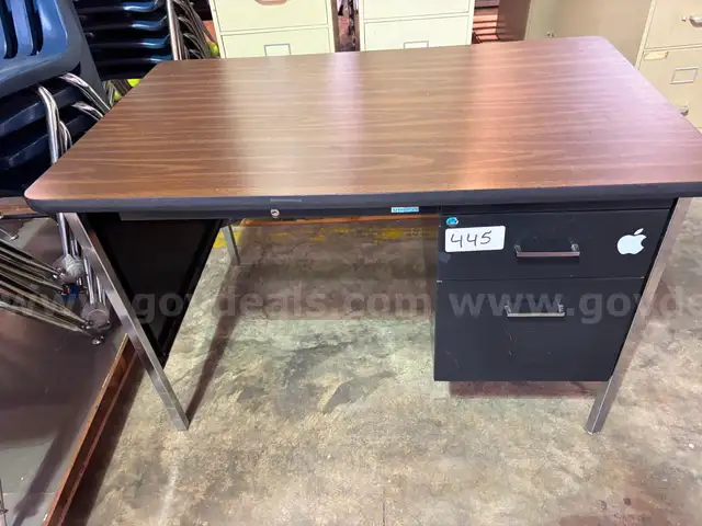 Single Pedestal Desk