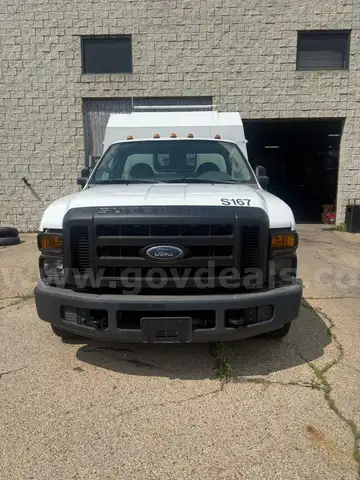 2008 Ford F-350 SD XL DRW 2WD