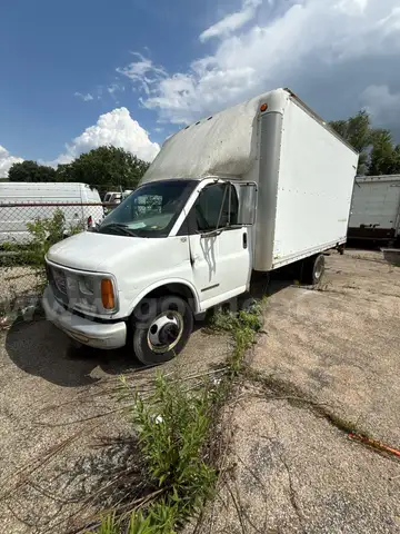 2001 GMC Savana