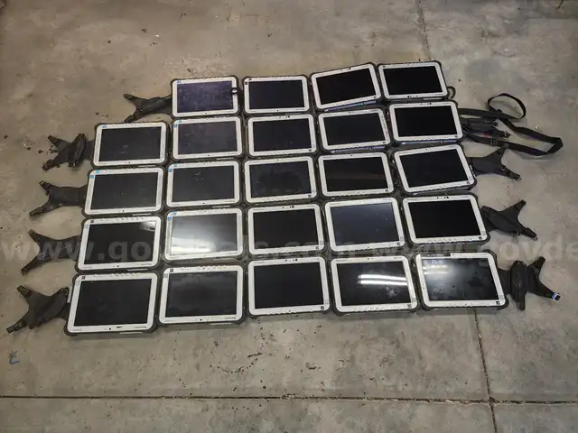 Lot of 24 Panasonic Toughpad FZ-G1 **Shipping Available**