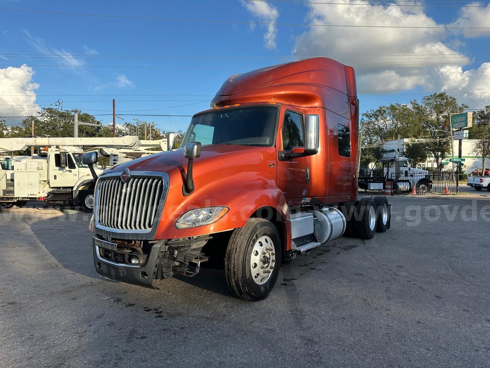 Photo of a 2018 International LT625