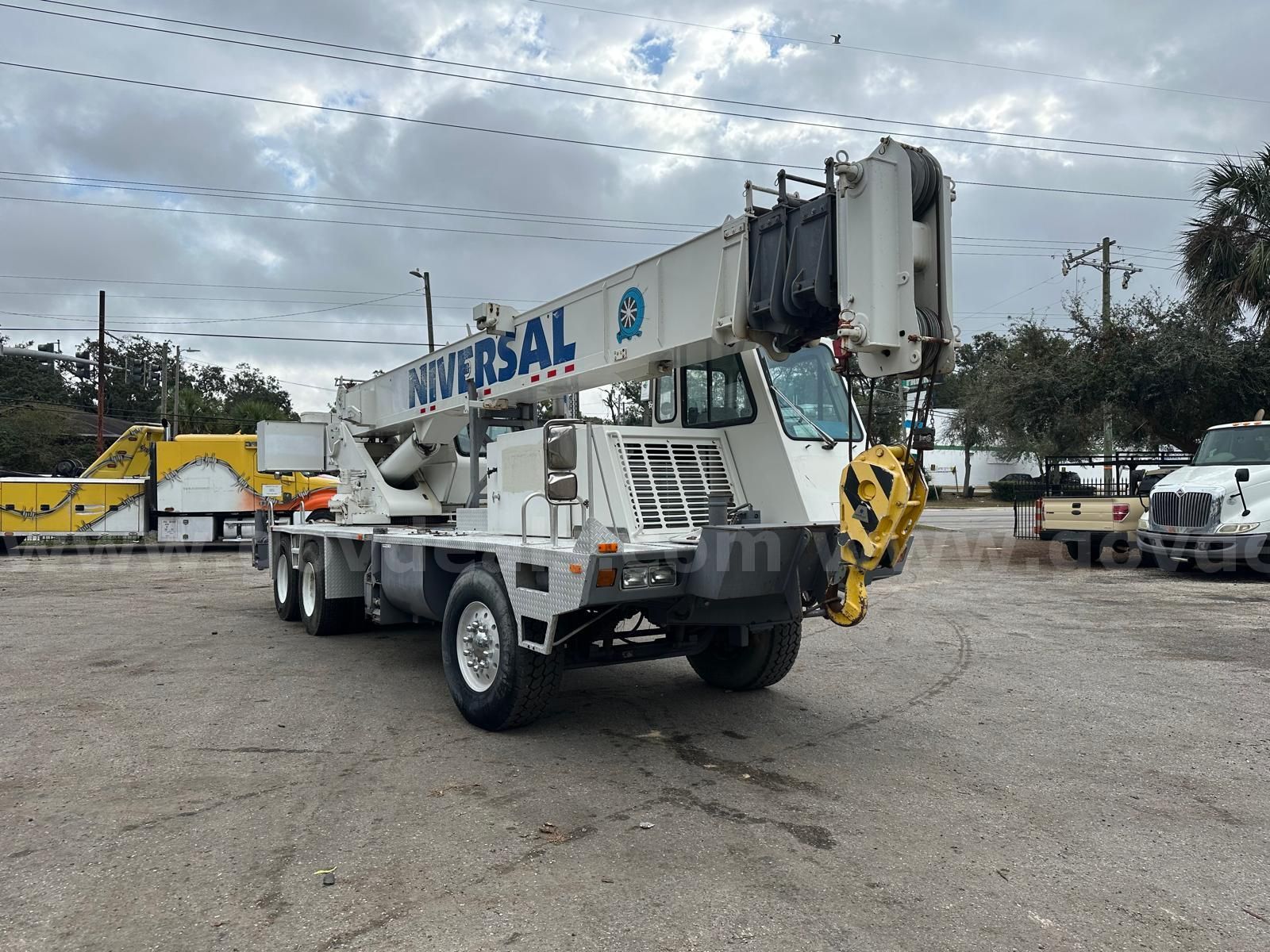 Photo of a 1999 Terex 428