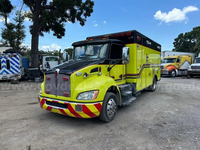 2015 Kenworth T270 4X2 Ambulance