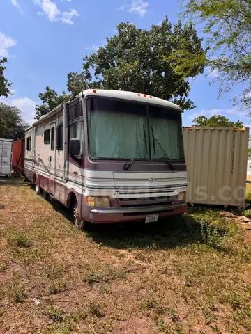 1999 Ford Stripped Chassis Motorhome