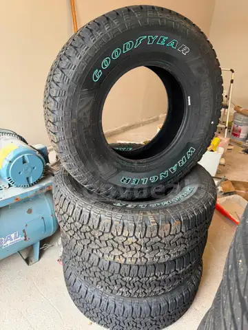 265/75R16 good year wrangler tires