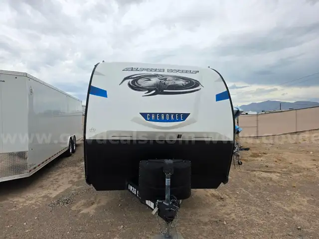 2020 Forest River Cherokee Alpha Wolf Travel Trailer