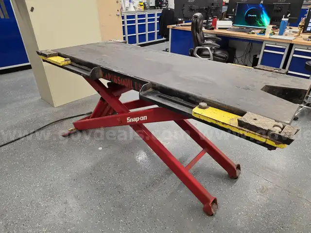 Snap-On Midrise Lift
