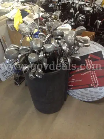 Aprox 100 used Golf clubs and bags