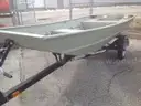 2015 Lund Aluminum Jon boat with trailer