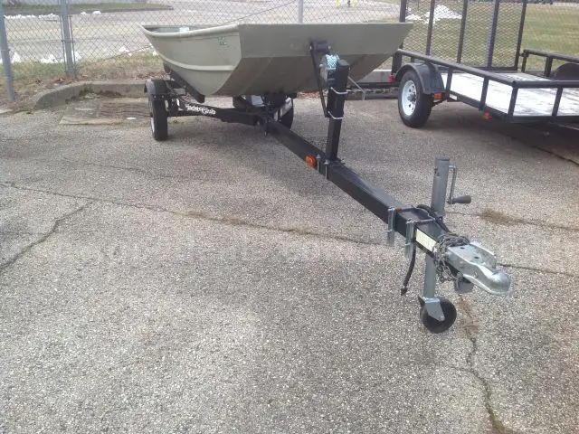 2015 Lund Aluminum Jon boat with trailer